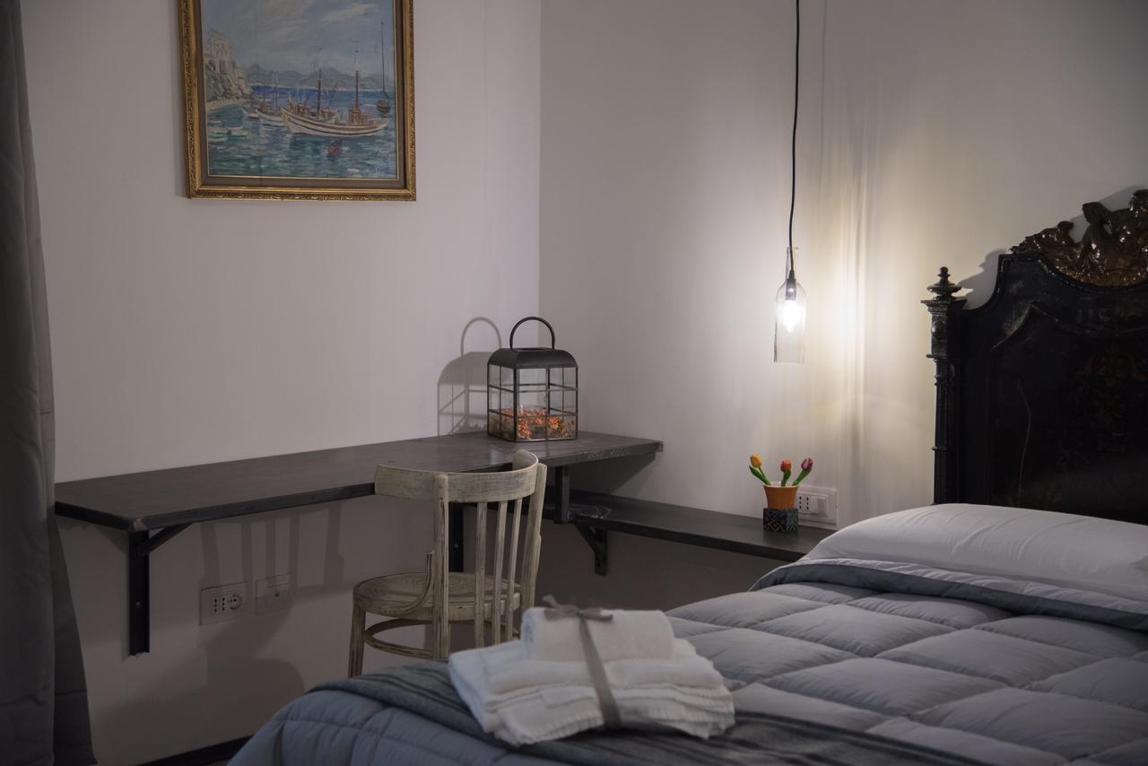 Villino Teresa Bed & Breakfast Salerno Exterior photo