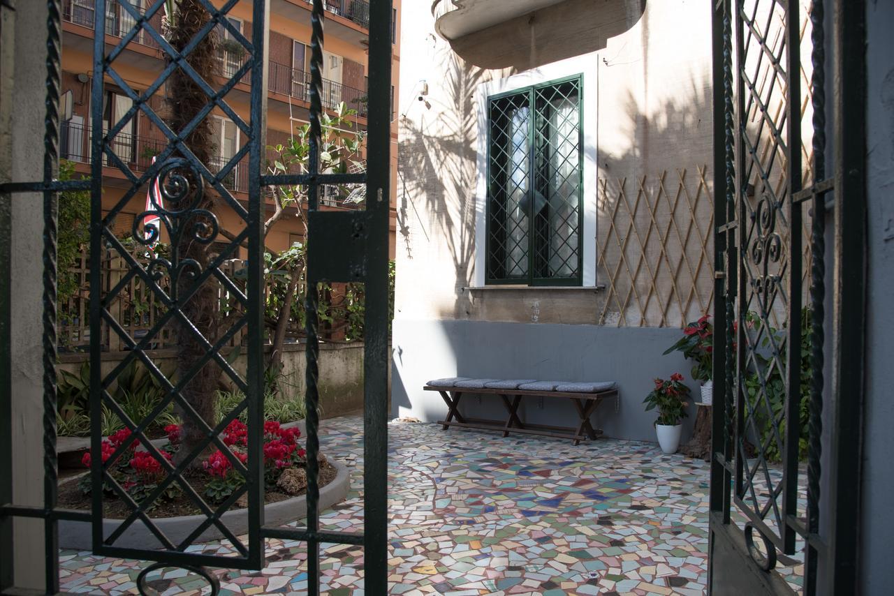 Villino Teresa Bed & Breakfast Salerno Exterior photo